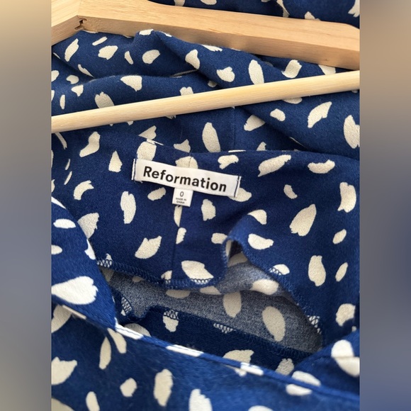 Reformation | Crimini Blue & White Midi Dress Moray - Size 0 - Picture 7 of 7